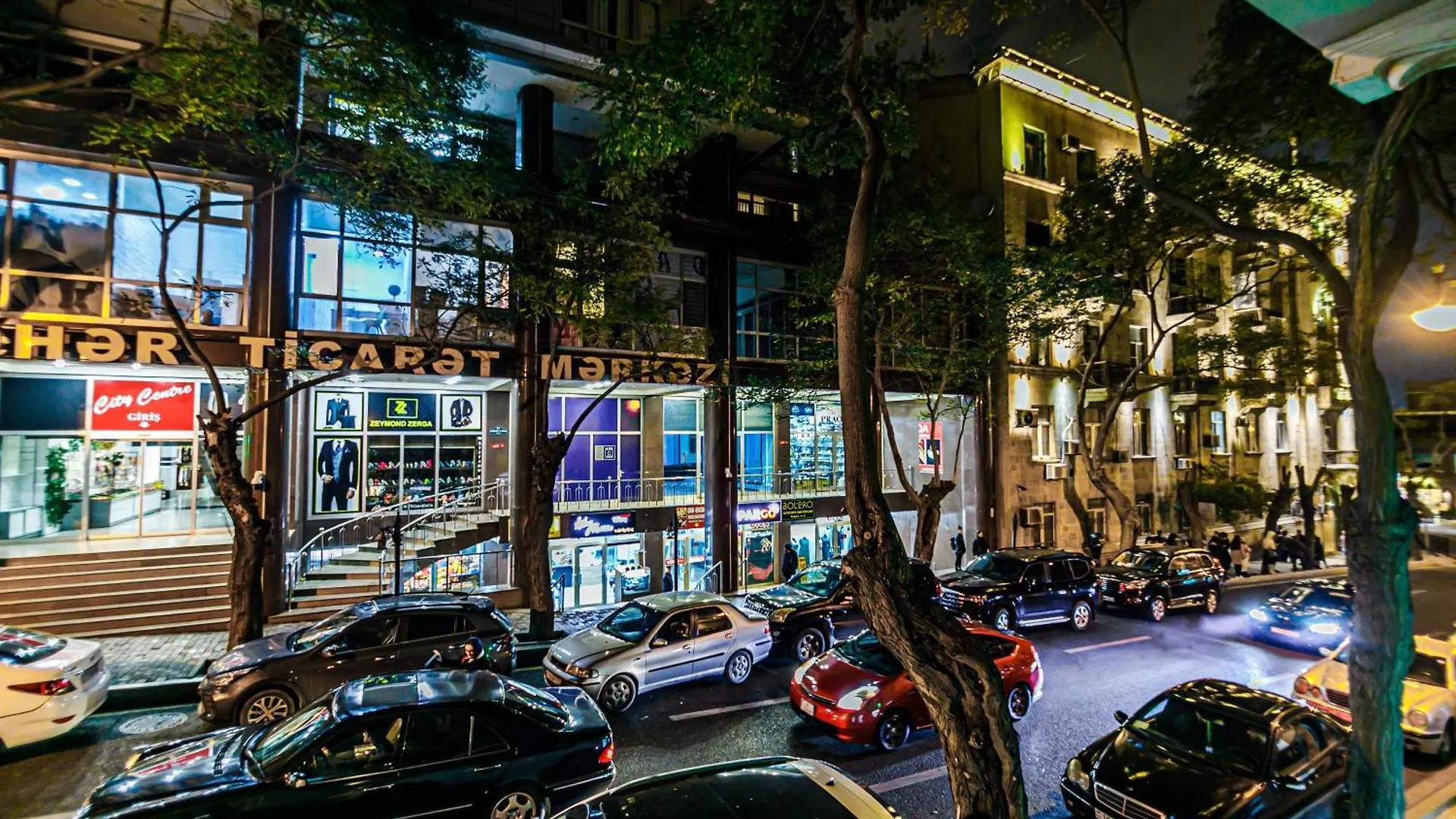 Monolit Apartment Bakoe