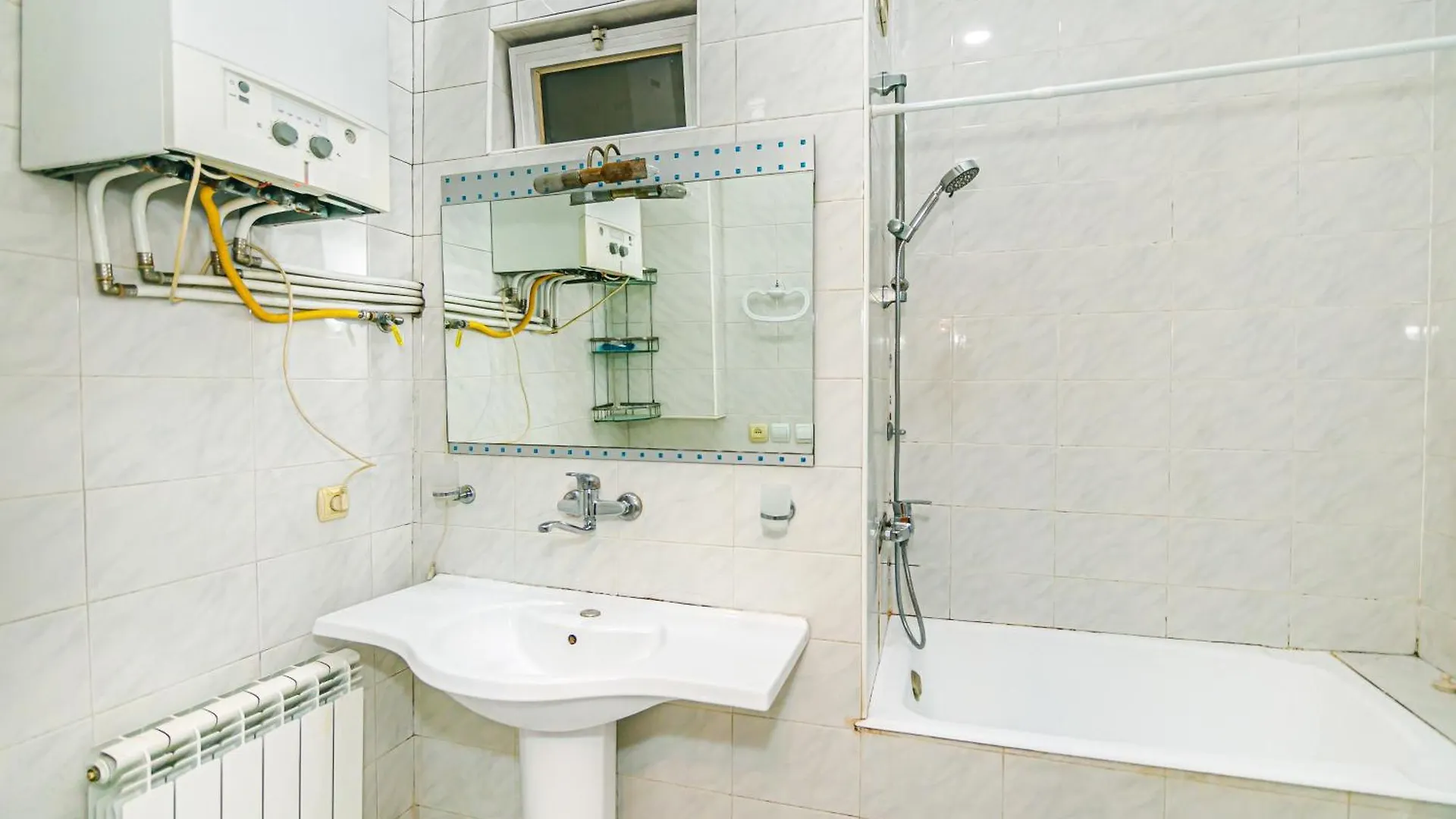 Monolit Apartment Bakoe