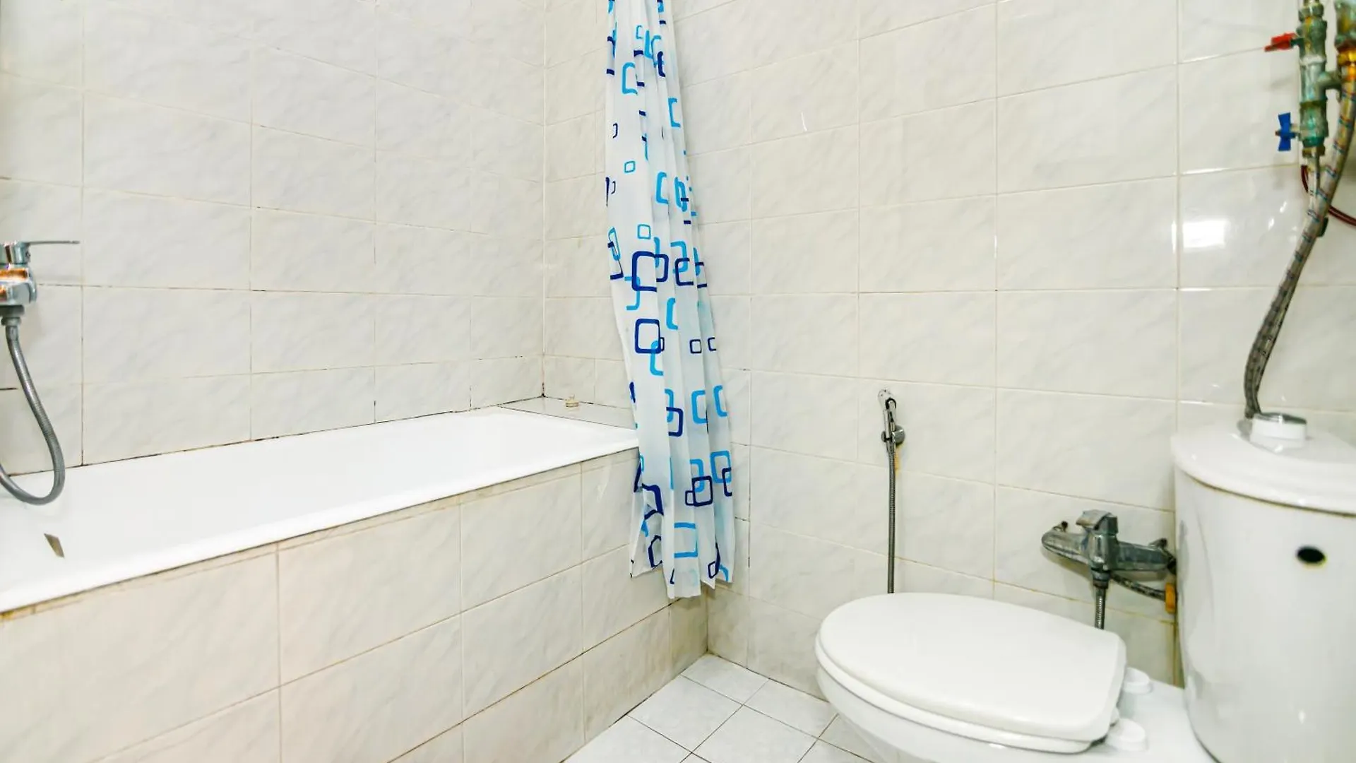 Monolit Apartment Bakoe
